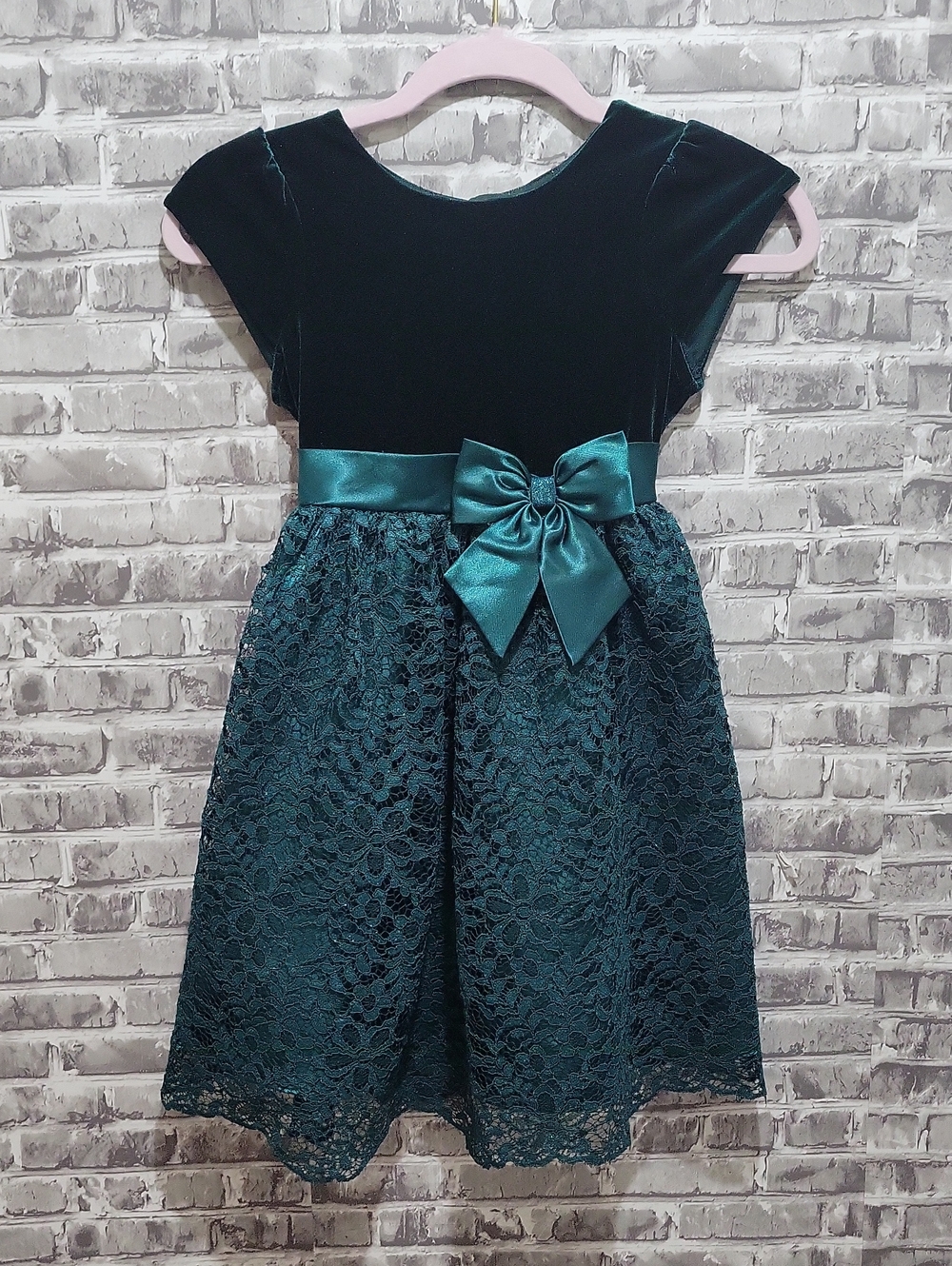 Jona Michelle Green & Teal Lace & Velvet Bow Dress Little Girl 6, Holiday, Gala